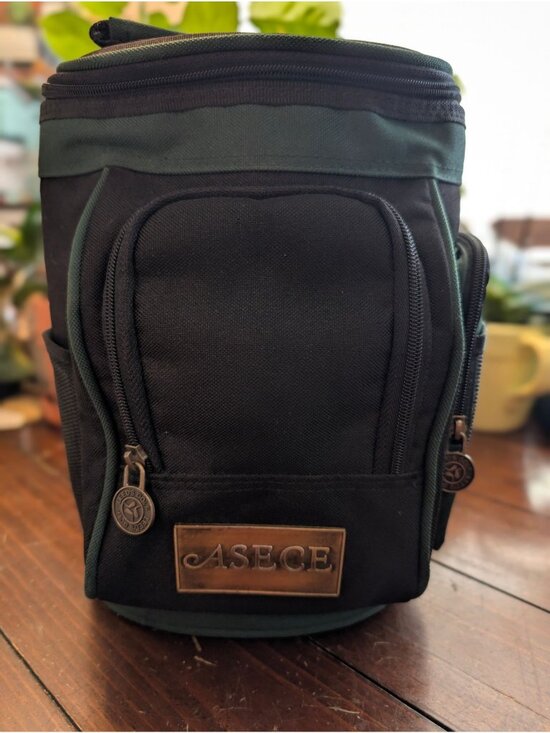 ASECE Other - Leed's Golf Black & Green Insulated Golf Bag Shaped Cooler Bag